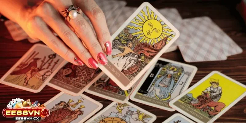 Bài Tarot - Tấm Gương Nội Tâm Của Thế Giới Hiện Đại Bài Tarot